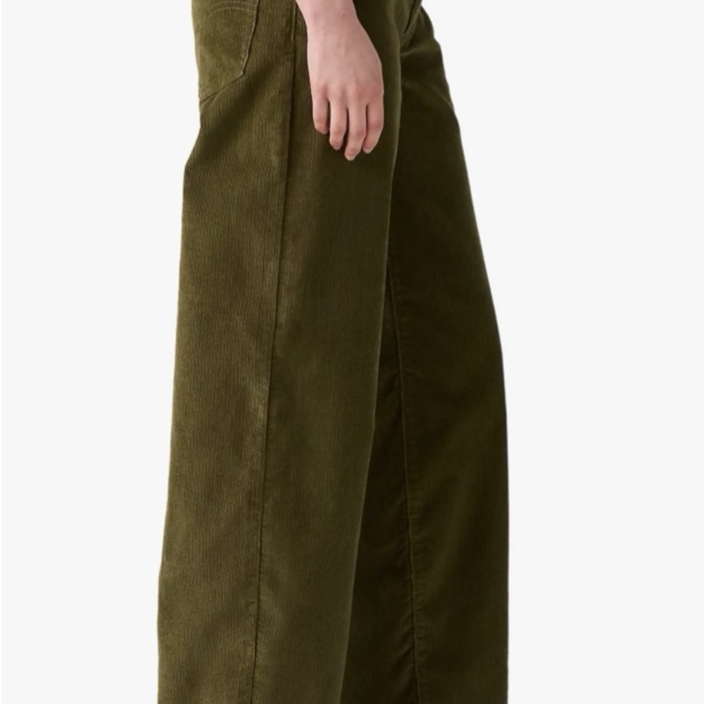 Levi's Olive Green Corduroy Pants NWTS size 30
